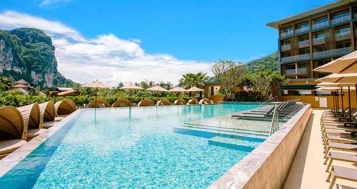 Swimming Pool Centara Life Phu Pano Krabi