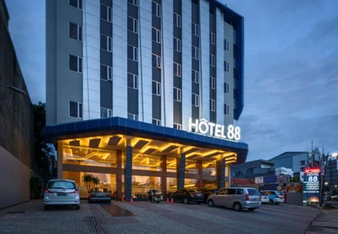 Exterior Hotel 88 ITC Fatmawati Panglima Polim By WH
