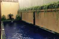 Swimming Pool Widia Guest House