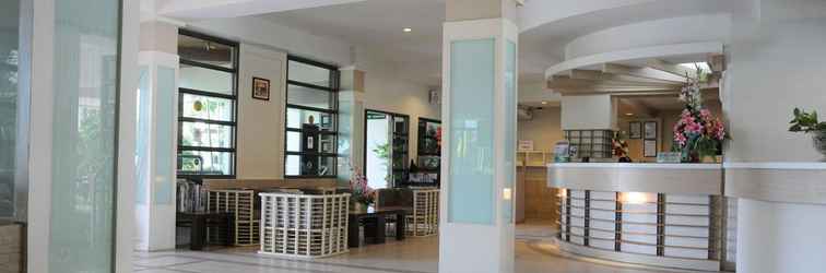 Lobby Bangsaen Villa Hotel