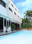 SWIMMING_POOL Bangsaen Villa Hotel