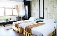 Bedroom 2 Bangsaen Villa Hotel