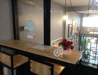 Sảnh chờ 2  Din Space Bangkok 