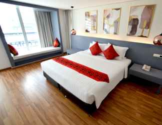 Bedroom 2 i Residence Hotel Silom