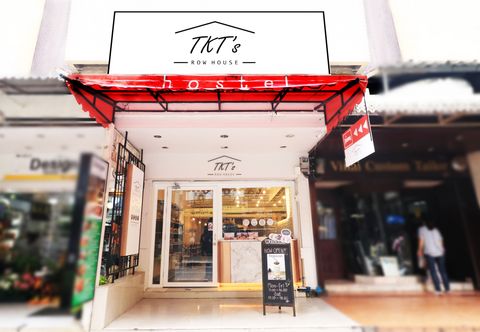 Exterior TKT’s Row House