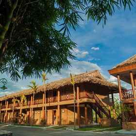 Exterior / Building1Hoa Binh Hotel ,民主 xã飯店