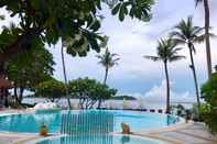Kolam Renang Iyara Beach Hotel & Plaza