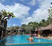 Kolam Renang 2 Tommy Resort (SHA Plus+)