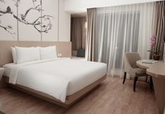 Bedroom 7 Hotel Santika Mega City Bekasi