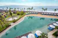 Swimming Pool Wyndham Tamansari Jivva Resort