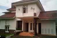 Luar Bangunan Bungalow White - Ciater Highland Resort