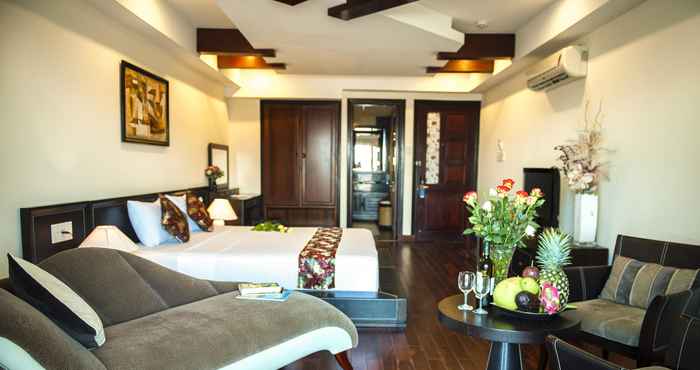 Kamar Tidur The Summer Hotel