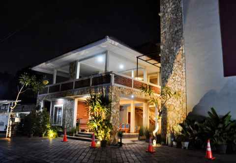 Exterior Hastina Hotel Lombok