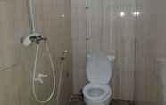 Toilet Kamar 6 Large Room at Hotel Duta Bogor (HDB)