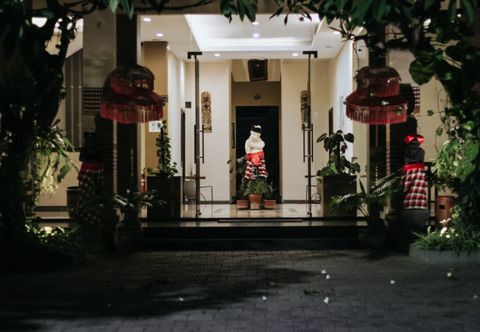 로비 Hotel Mandari