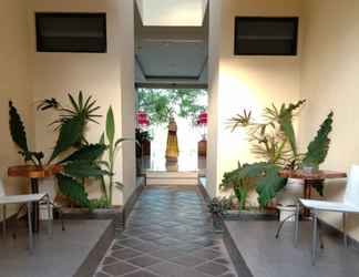 Lobby 2 Hotel Mandari