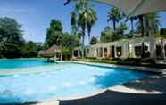 Swimming Pool 4 The Tide Resort Bangsaen