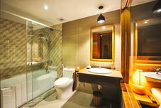 客室内バスルーム SeaSing Boutique Hotel Nha Trang