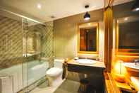 Toilet Kamar SeaSing Boutique Hotel Nha Trang