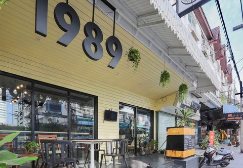 Exterior 1989 Hostel & Cafe