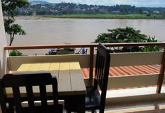 寝室 5 Day Waterfront Hotel