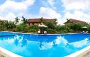 Kolam Renang 2 Hue Riverside Boutique Resort & Spa