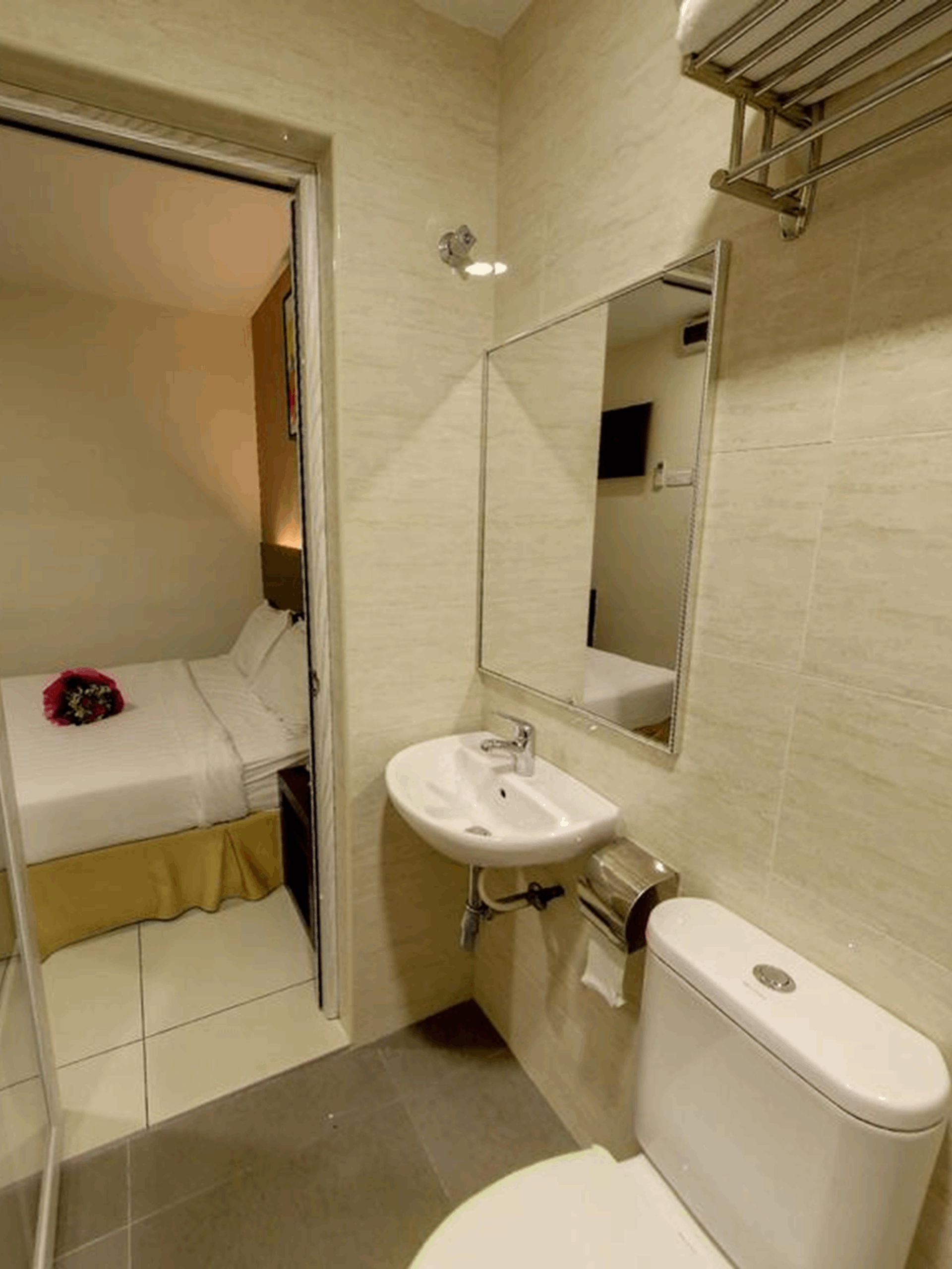 In-room Bathroom GM Hotel Sunway Metro