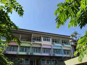 Exterior 4 Chiang Khong Green River