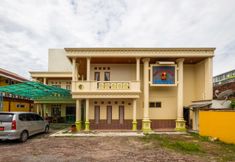 Bangunan 4 SPOT ON 1896 Hotel Mahkota Pantai