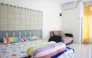 Bedroom 6 Triple A Homestay 2 Syariah