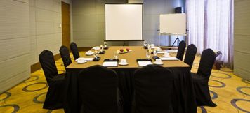 Ruangan Fungsional 3 Luxent Hotel