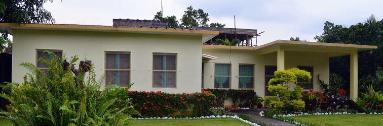 Exterior Marfel Lodge Annex