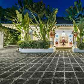 Exterior / Building 1 Hotel Tugu Blitar (Tugu Sri Lestari), Blitar Hotels