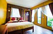 Bedroom 5 Pong Phen Guesthouse (SHA Plus+)