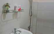 Toilet Kamar 2 Savatan Homestay