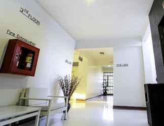 Lobi 2 The Ratchathani Hotel