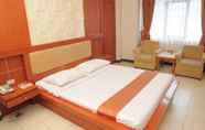 Kamar Tidur 5 Arinas Hotel