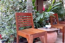 Common Space Summer Inn