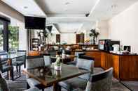 Bar, Cafe and Lounge Copthorne King’s Hotel on Havelock