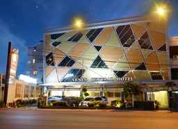 Arnes Hotel, SGD 26