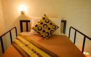Kamar Tidur 3 Yellow Guesthouse
