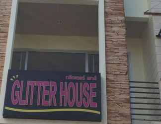 Luar Bangunan 2 Glitter House 