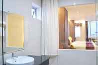 In-room Bathroom Do Hai Hotel Da Nang