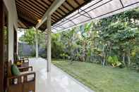 Common Space Garden House