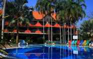 Kolam Renang 2 Duenshine Resort