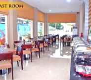 Restaurant 2 Royal Tarakan Hotel