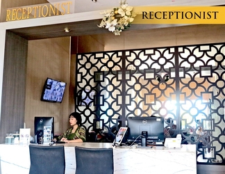 Lobby 2 Royal Tarakan Hotel