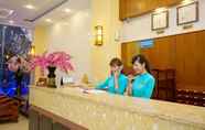 Lobi 4 Queen Da Nang Hotel