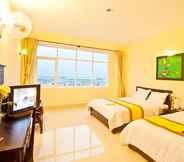Bedroom 2 Queen Da Nang Hotel