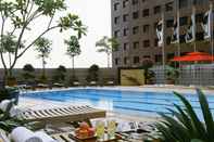 Swimming Pool M Hotel Singapore City Centre